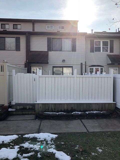 1st image of 18A Bunnell Ct