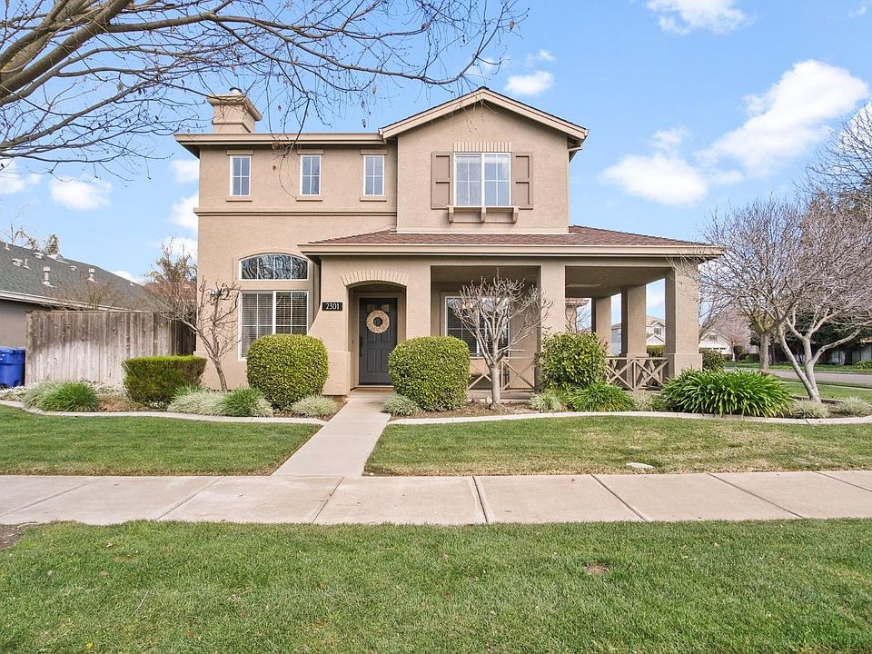 1st image of 2301 Mountain Springs Dr