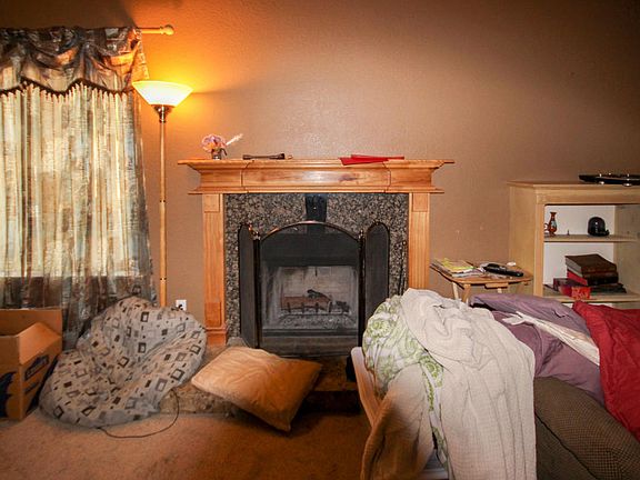 3rd image of 4648 W Elgin St