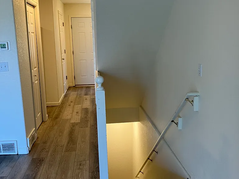 784 Gateway Cir — Photo 9