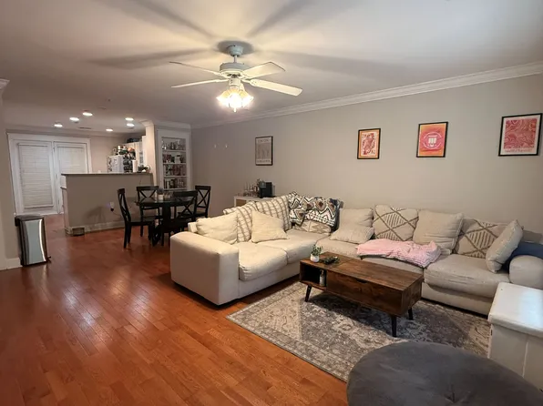1035 Barnett Shoals Rd, Athens, GA