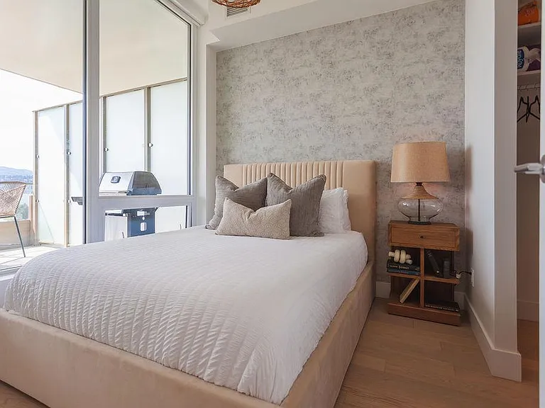 1181 Sunset Dr #1005 — Photo 11