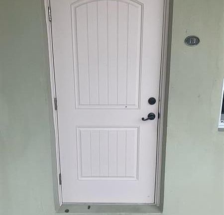 4th image of 2319 Tamarind Dr APT 101