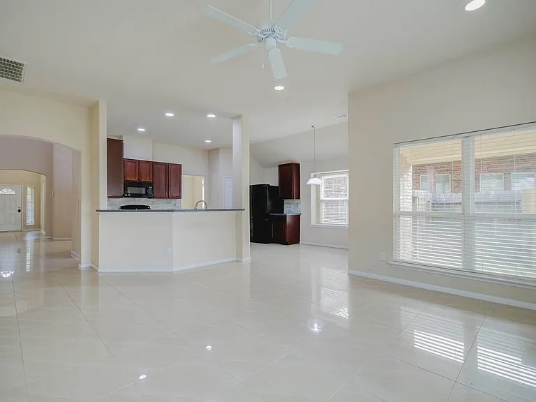 15115 Russet Bend Ln — Photo 20
