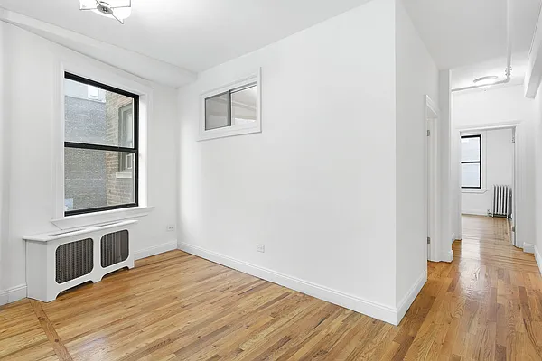 Rented by Compass | media 10