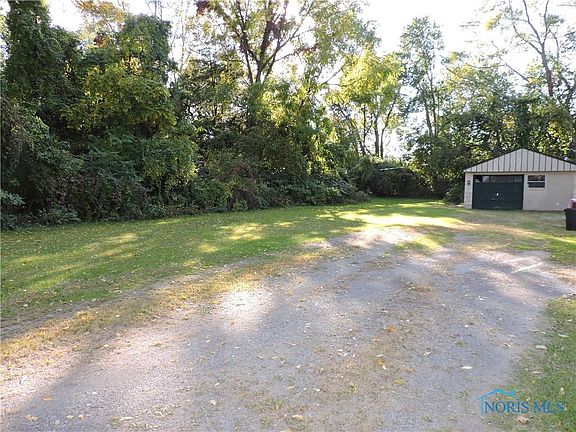 3rd image of 618 Dorcas St