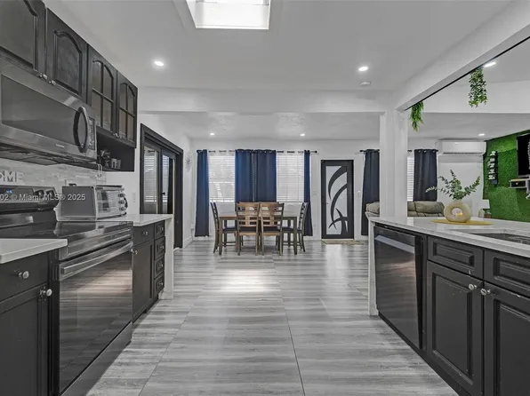 3325 SW 59th Ter, West Park, FL 33023