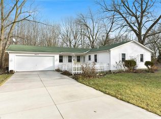 4015 Jaycox Rd, Avon, OH 44011