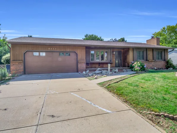 4616 Linden Dr, Kearney, NE 68847