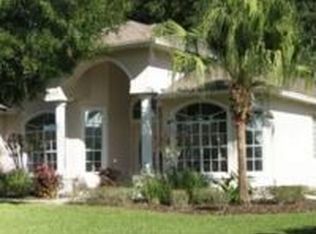 6803 Hermitage Dr, Lakeland, FL 33810