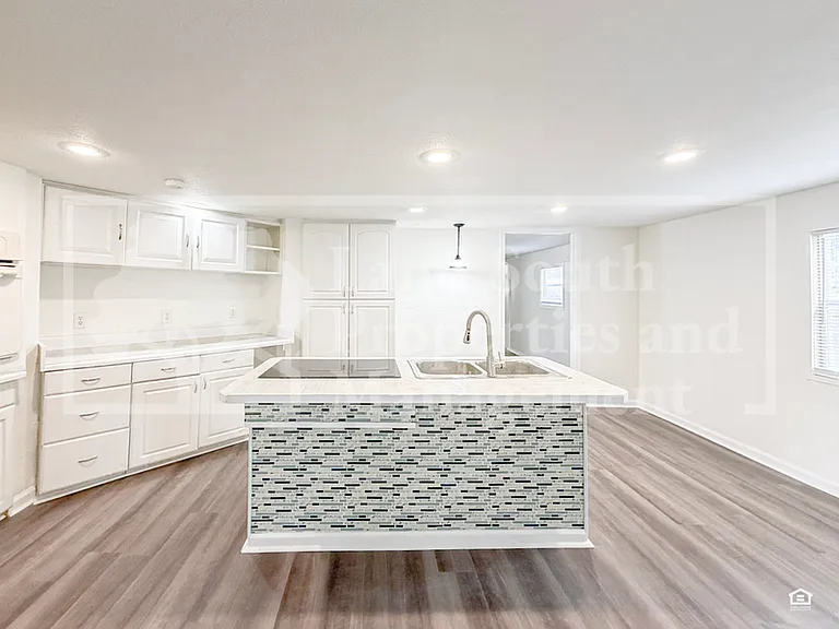 3818 Ethel Ave — Photo 8