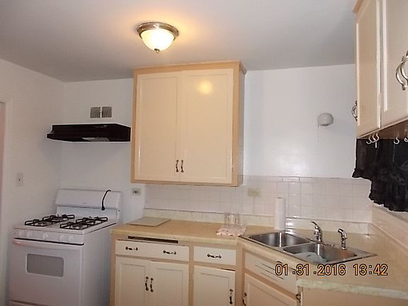 2nd image of 7151 S Greenwood Ave