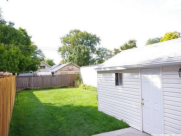2nd image of 1454 S Roberta St