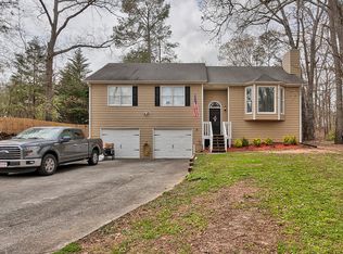 13 Whistle Stop Dr, Cartersville, GA 30120