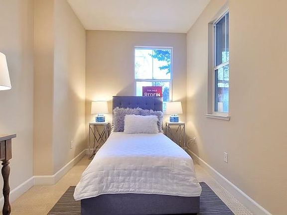 First floor: Bedroom 1