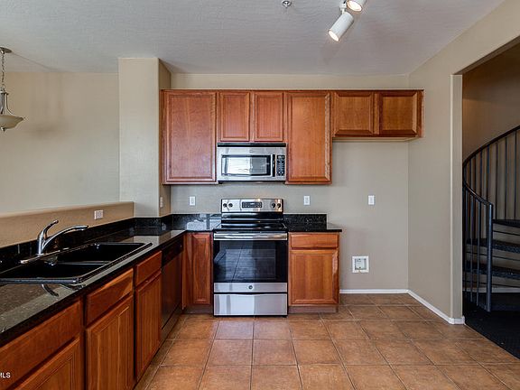 2nd image of 2670 S Voyager Dr Unit 114