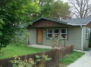 1371 Brookdale Ave, Medford, OR 97504