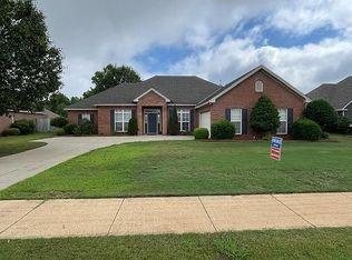 9549 Lochworth Ct, Pike Road, AL 36064