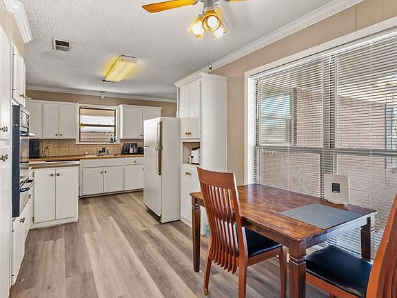 5th image of 6302 Richmond Rd