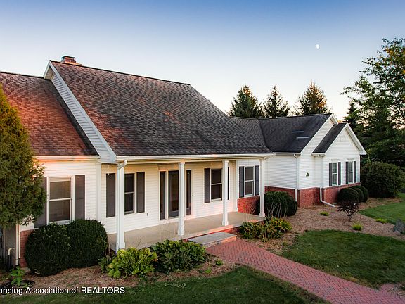3rd image of 2904 Ohanlon Ct