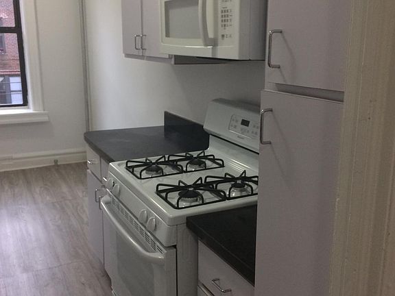 3rd image of 9019 88th Ave APT B25