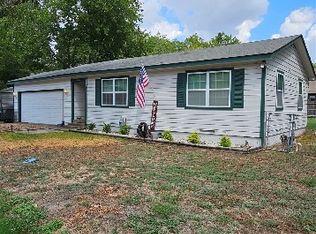 206 W State St, Terrell, TX 75160