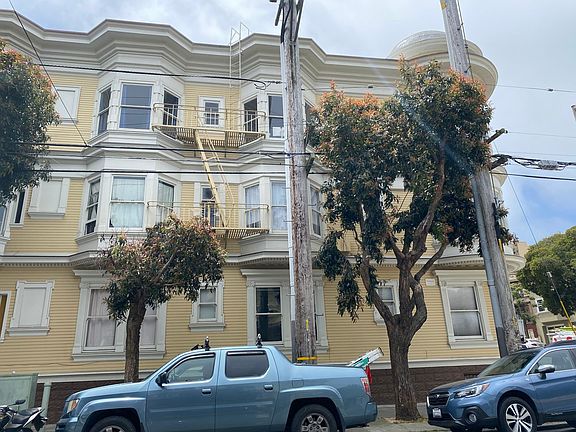 2nd image of 1100 Masonic Ave #1