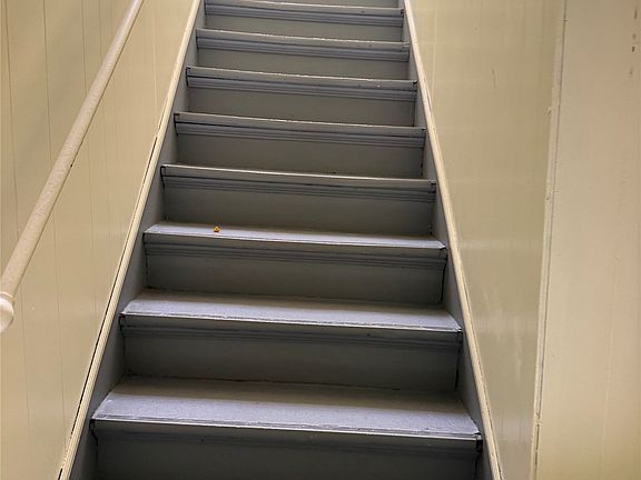 5th image of 61 Washington Ave #3F