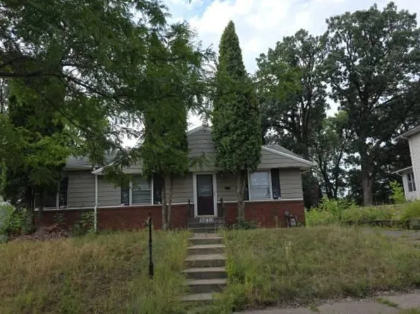 1748 Wilson Ave, Saint Paul, MN 55106