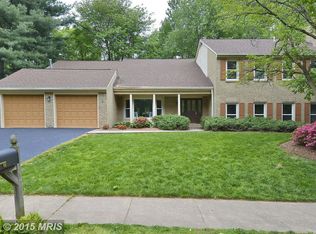 11822 Riders Ln, Reston, VA 20191