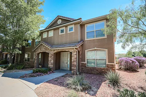 3155 S Hidden Valley Dr Photo 1