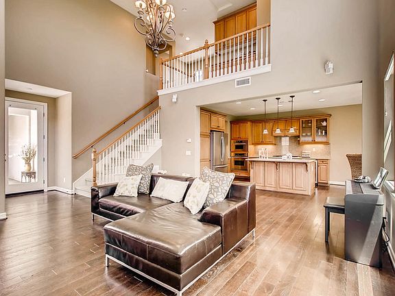 4th image of 8333 Kern Cres