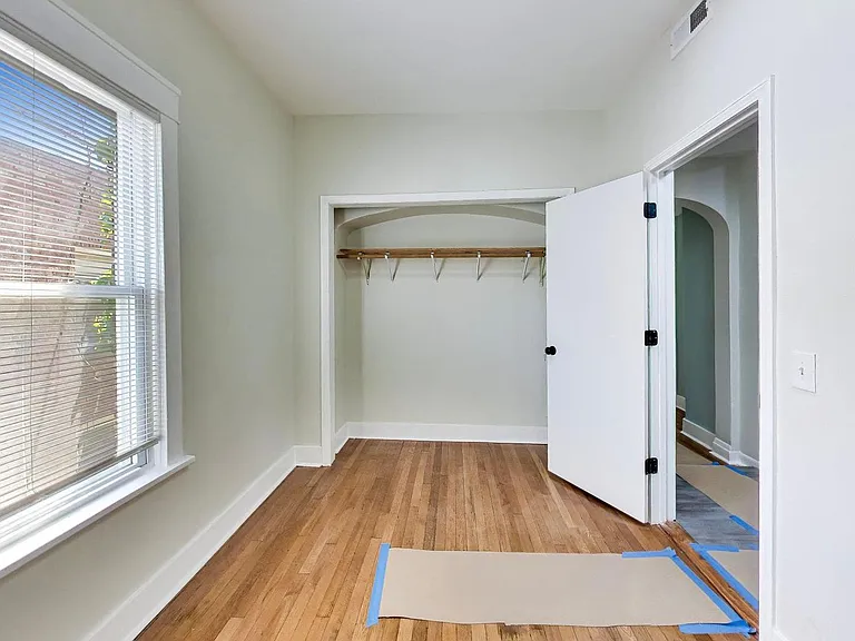 43 N Menard Ave #2 — Photo 34