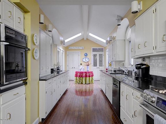 02 3012 Shallcross Way  DBruenderman