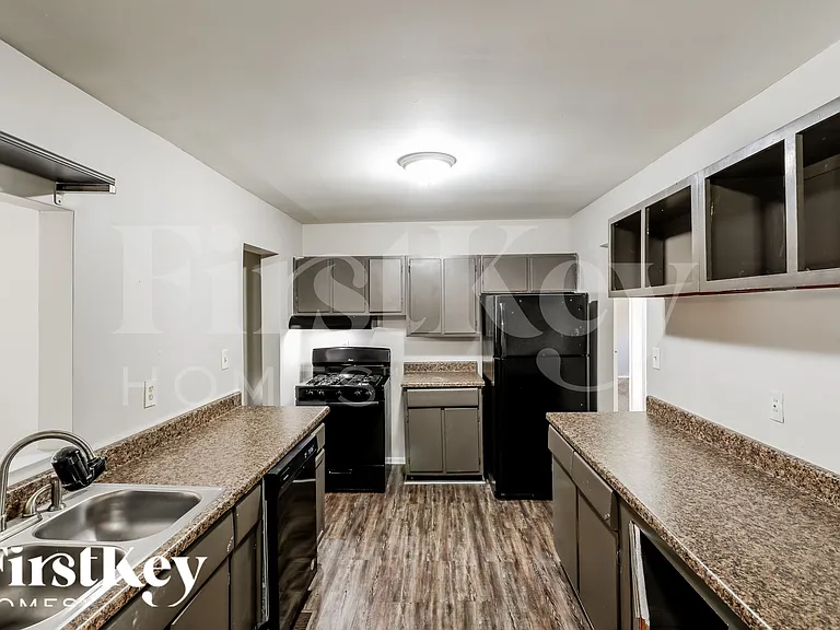 3085 Piper Dr — Photo 5