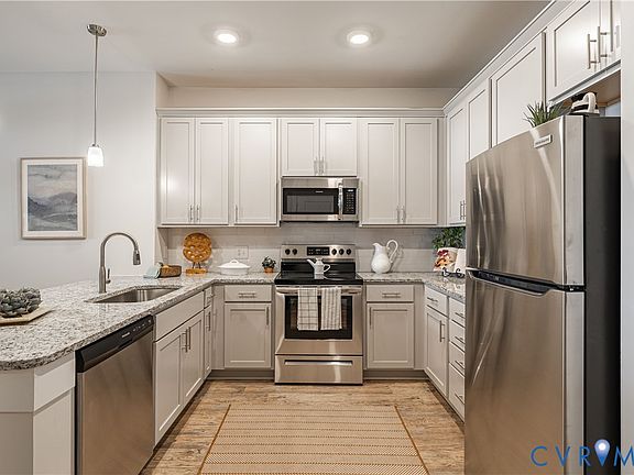 4th image of 10525 Stony Bluff Dr #104