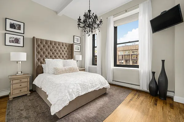 Sold by Compass | media 11