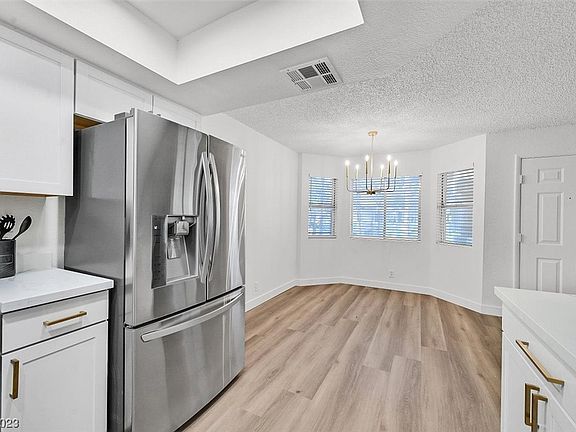 3rd image of 901 Boulder Springs Dr Unit 202
