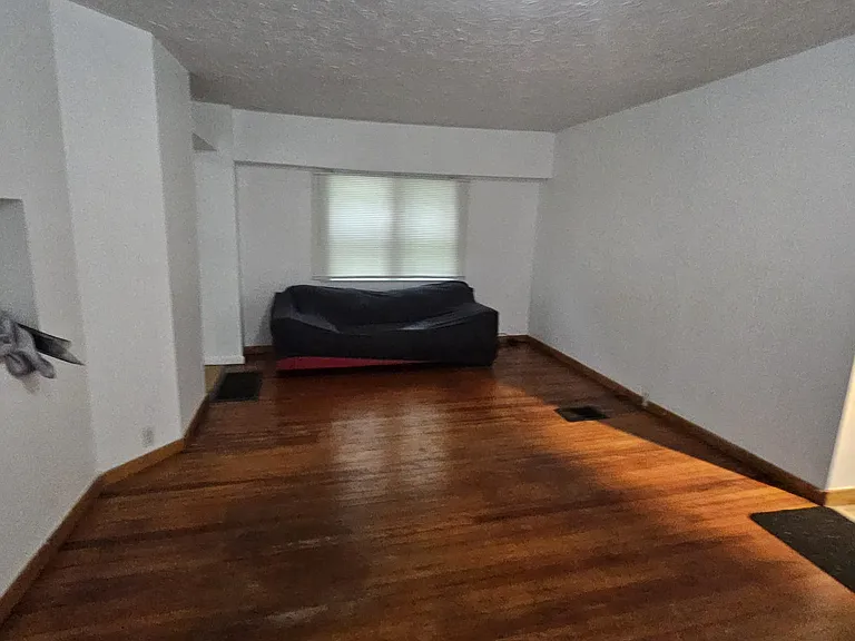 3209 Saratoga Ave #1 — Photo 18