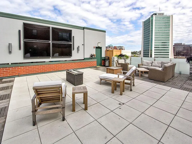 25296_hdp_parkwestsquare_ext_ods
