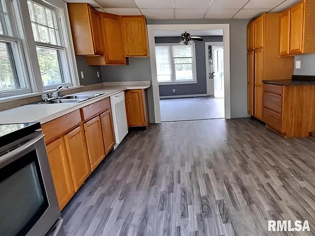 4 bed, 1664 sqft, $1,600 — Photo 3