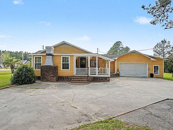 3rd image of 2615 Morgan Rd.
