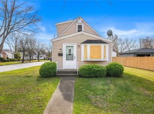 376 Roger Ave, North Tonawanda, NY 14120