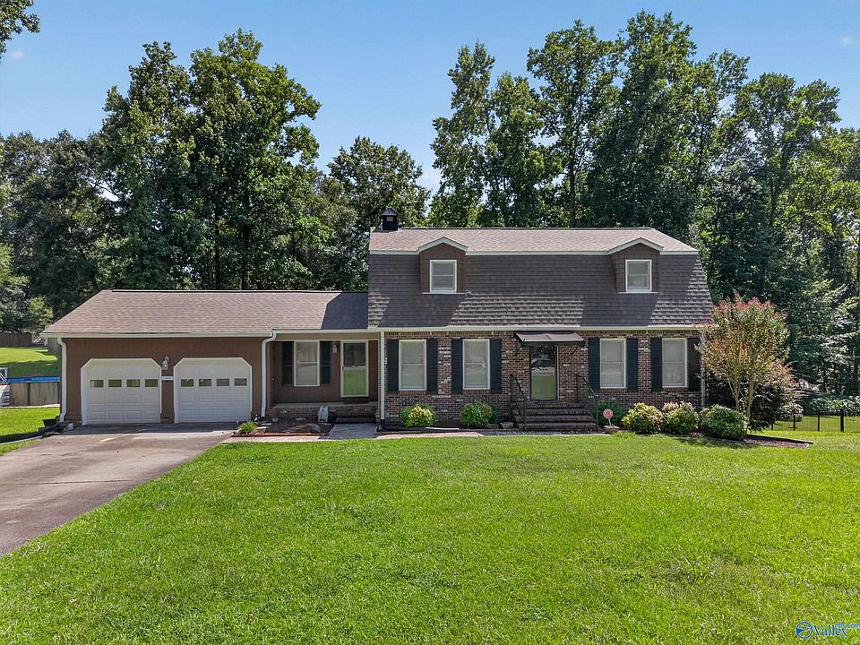1st image of 2410 Waid Cir N
