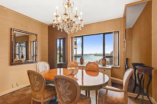 Sold by Corcoran | media 27