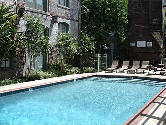 4th image of 920 Poeyfarre St APT 413