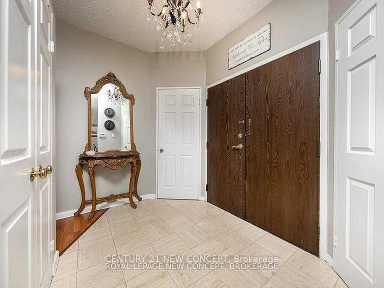 195 Saint Patrick St #PH4B — Photo 12