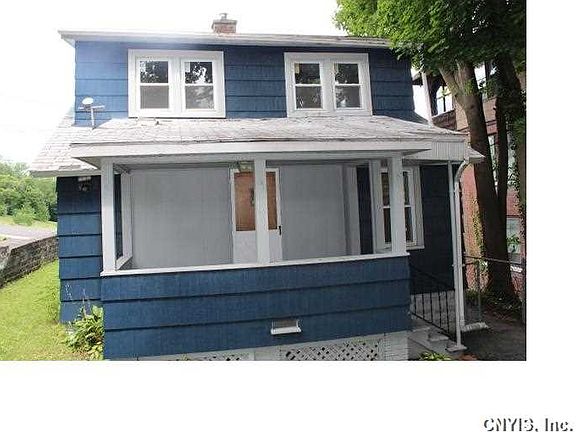 2nd image of 111 Parkview Ave