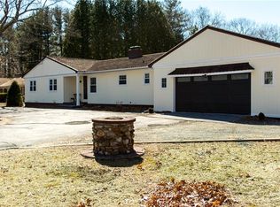 141 Ridge Rd, Smithfield, RI 02917