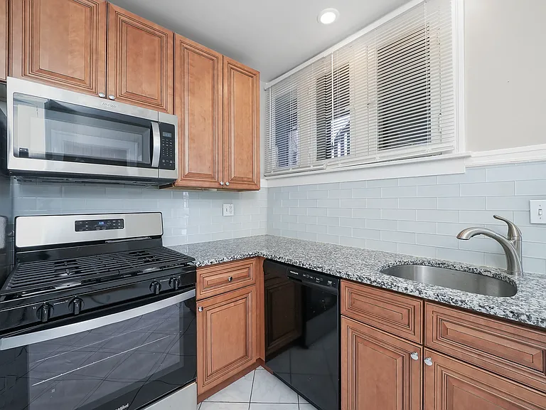 306 S Kenilworth Ave #1S — Photo 17
